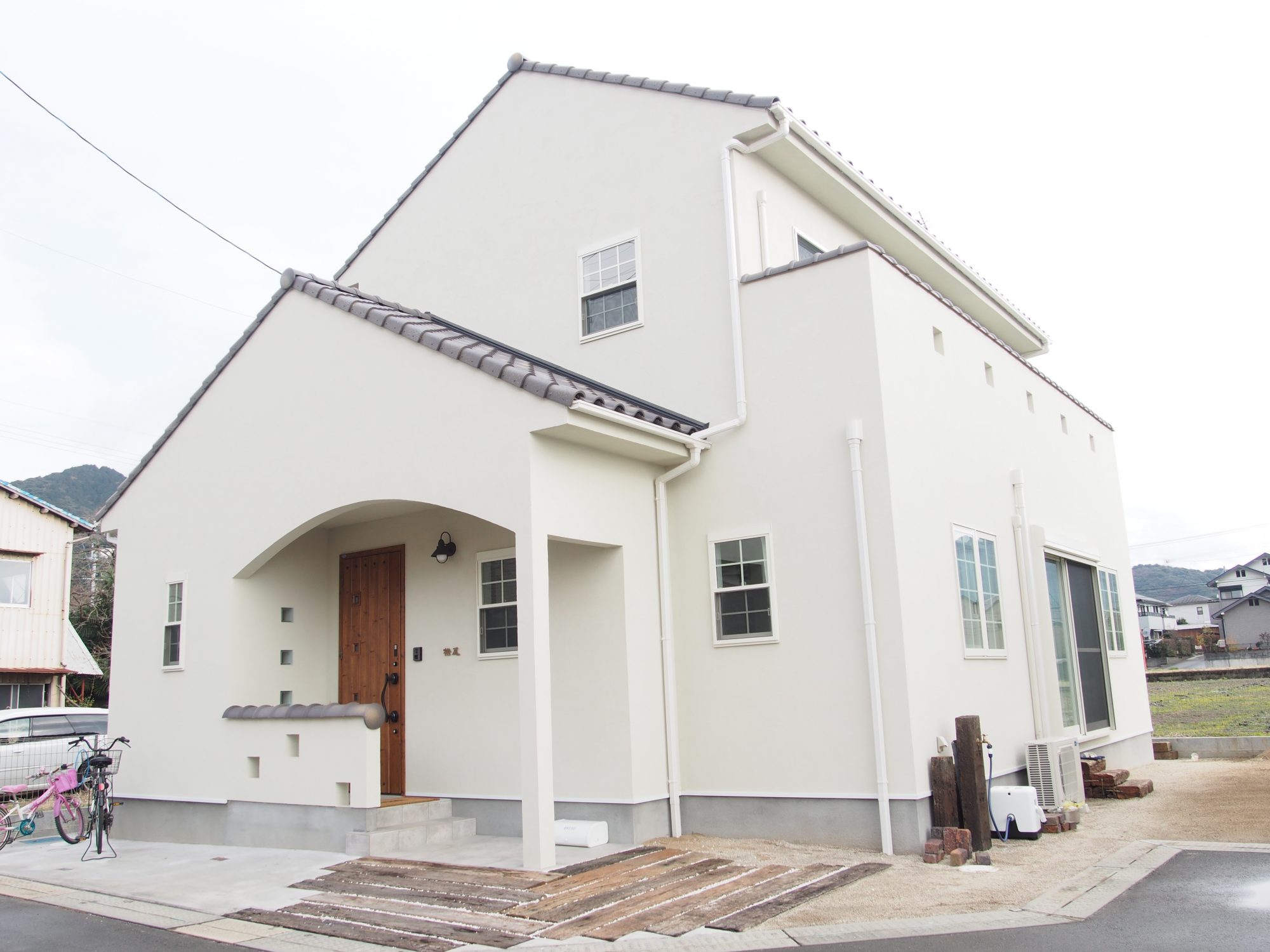 あたたかい照明　プロバンス住宅