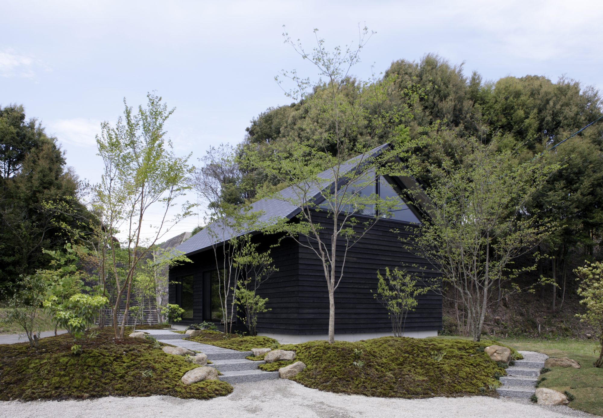 アイランドキッチンのある家