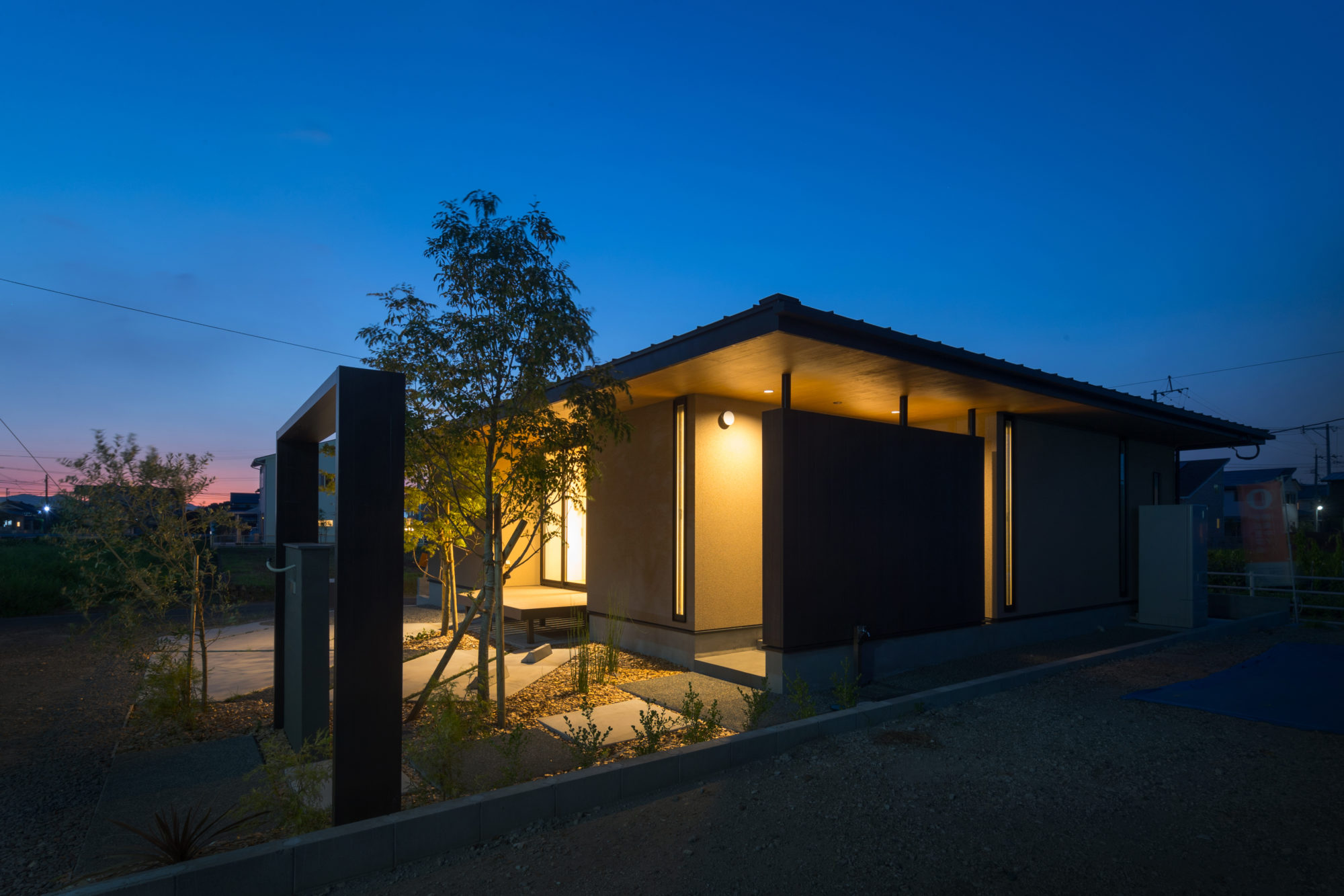 ウッドデッキのある家