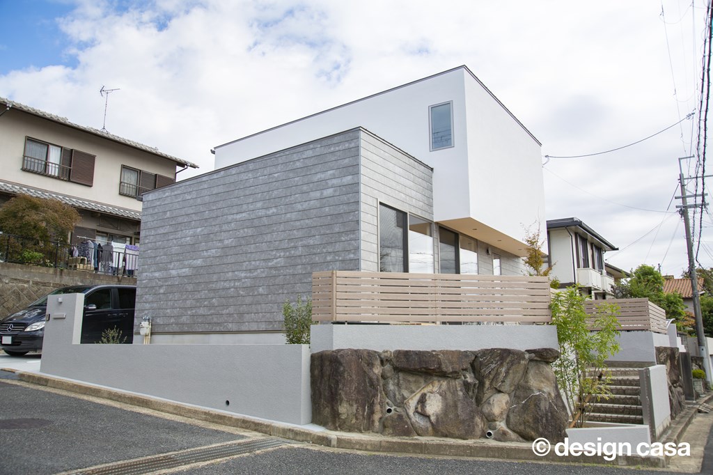 吹き抜けのあるデザイナーズ住宅